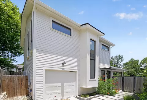 1816 Adina St #2, Austin, TX 78721