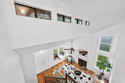 811 Silcantu Dr, Austin, TX 78748