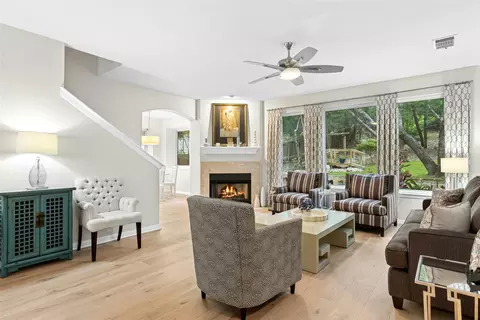 5828 Taylor Draper Cv, Austin, TX 78759
