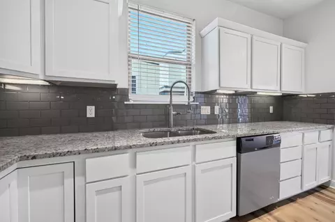 Kitchen - 2204 E 13th St #A, Austin, TX 78702 photo 3 of 5