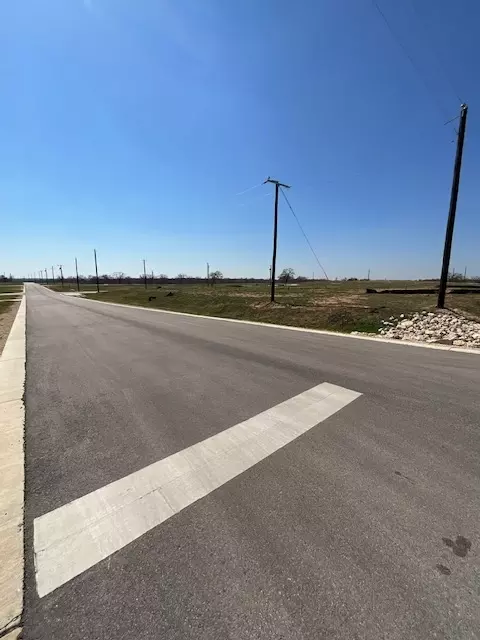 109 Sonoma Dr, Elgin, TX 78621 photo 9