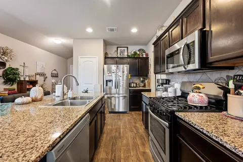 Kitchen - 3301 Tilmon Ln, Austin, TX 78725 photo 2 of 7