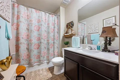 Bath - 3301 Tilmon Ln, Austin, TX 78725 photo 1 of 1