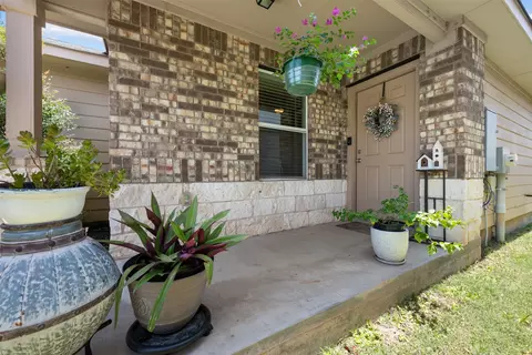 Exterior - 3301 Tilmon Ln, Austin, TX 78725 photo 5 of 10