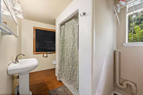 Bath - 103 E Willis St, Leander, TX 78641 photo 1 of 1