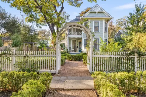 4104 Avenue F, Austin, TX 78751
