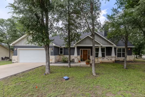 346 Lamaloa Ln, Bastrop, TX 78602
