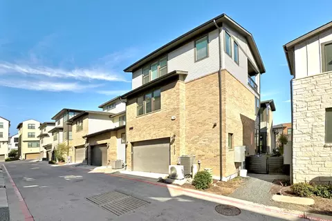 Exterior - 4209 Elevator Dr, Austin, TX 78731 photo 4 of 7