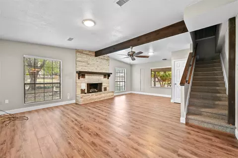Living - 102 Rivercrest St, Luling, TX 78648 photo 2 of 7