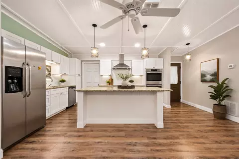 Kitchen - 102 Rivercrest St, Luling, TX 78648 photo 1 of 6