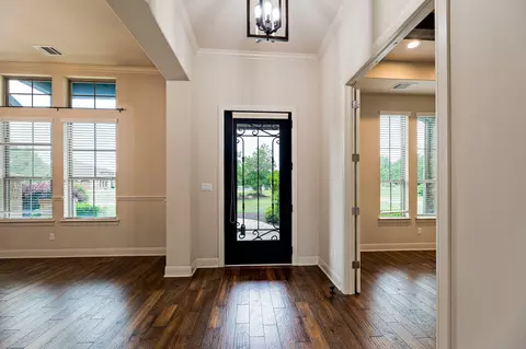 Entry Way - 135 Gabriel Vis E, Georgetown, TX 78633 photo 1 of 2