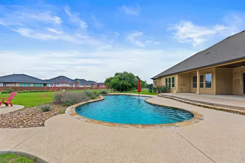 Exterior - 135 Gabriel Vis E, Georgetown, TX 78633 photo 6 of 7