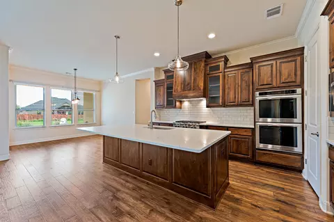 Kitchen - 135 Gabriel Vis E, Georgetown, TX 78633 photo 1 of 3