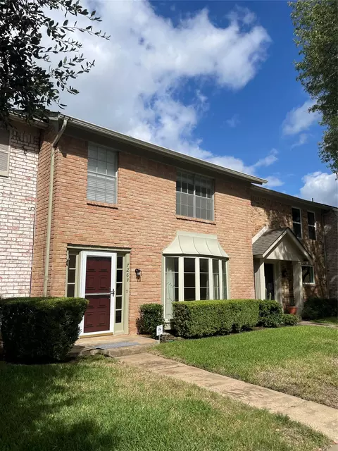 7269 Creekside Dr, Austin, TX 78752