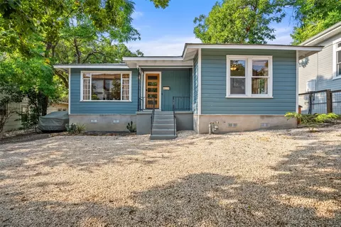 2102 E Martin Luther King Jr Blvd, Austin, TX 78702