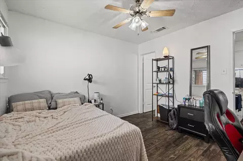 Bedroom - 2808 Whitis Ave #C304, Austin, TX 78705 photo 2 of 3