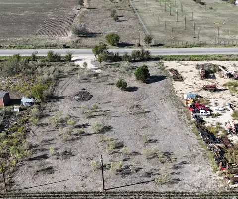 8878 San Marcos Hwy Hwy, Fentress, TX 78622