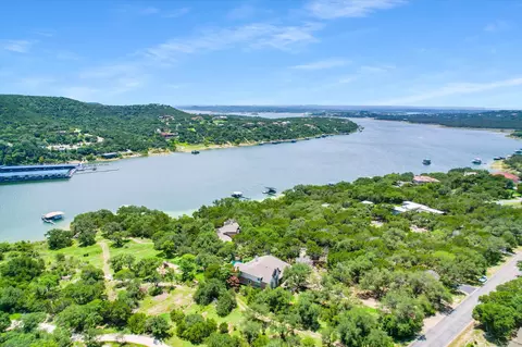 17120 Northlake Hills Dr, Jonestown, TX 78645