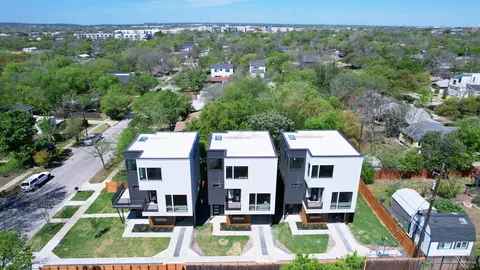 100 W Odell St #1, Austin, TX 78752