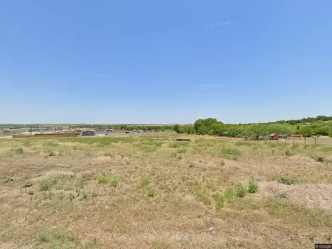 178 Longhorn Ln, Lockhart, TX 78644