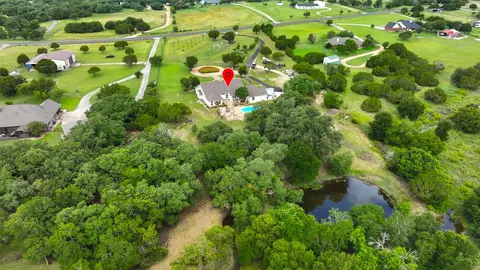 404 Mustang Way, Georgetown, TX 78633