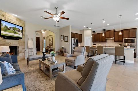 188 Betony Loop, Buda, TX 78610 photo 5