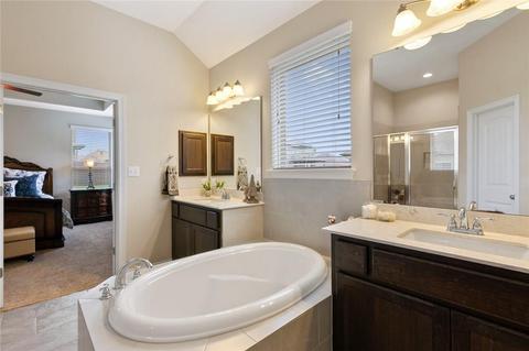 188 Betony Loop, Buda, TX 78610 photo 24