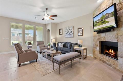188 Betony Loop, Buda, TX 78610 photo 7