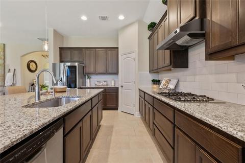 188 Betony Loop, Buda, TX 78610 photo 13