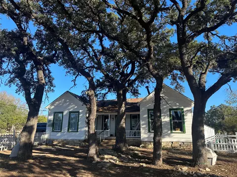 543 Narrows Rd, Blanco, TX 78606