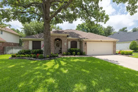 2015 Plantation Dr, Round Rock, TX 78681