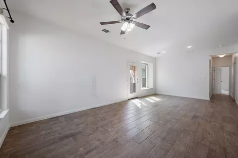 Living - 2805 Seneca Path #31, Leander, TX 78641 photo 2 of 9