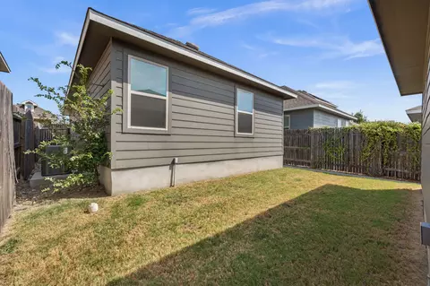 Exterior - 2805 Seneca Path #31, Leander, TX 78641 photo 6 of 9