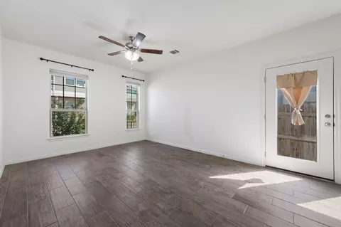 Living - 2805 Seneca Path #31, Leander, TX 78641 photo 5 of 9