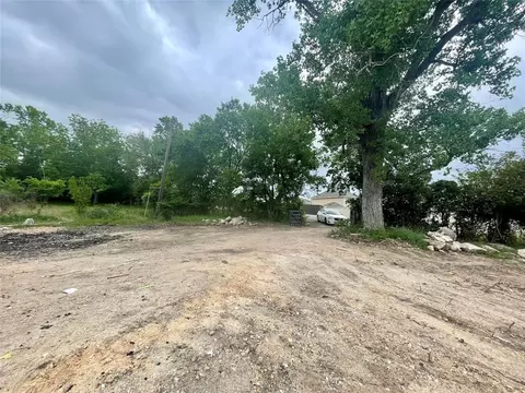 Exterior - 13331 Bradshaw Rd, Austin, TX 78747 photo 1 of 2
