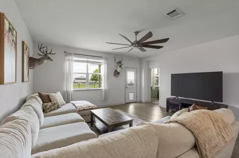 Living - 185 Struss Dr, Georgetown, TX 78626 photo 1 of 1