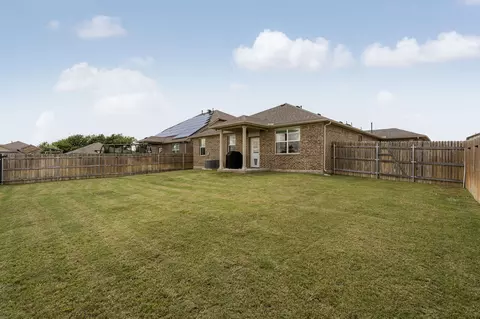 Exterior - 185 Struss Dr, Georgetown, TX 78626 photo 4 of 5