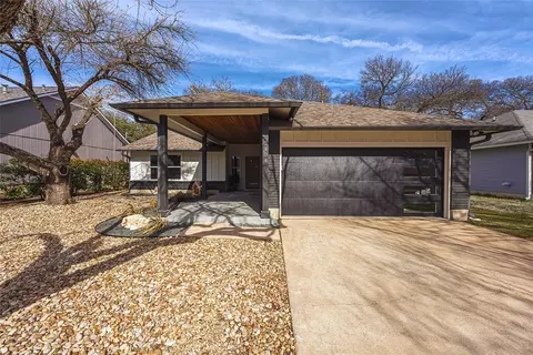2404 Monarch Dr, Austin, TX 78748