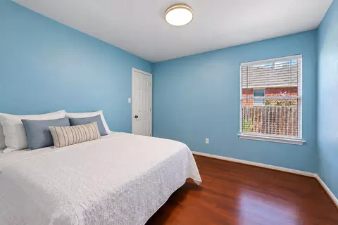 Bedroom - 882 Shadow Creek Blvd, Buda, TX 78610 photo 3 of 5