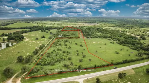 9296 Fm 713, Dale, TX 78616