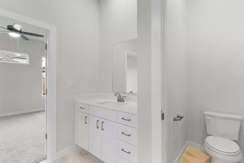 Bath - 116 Ridgewell Loop, Georgetown, TX 78633 photo 2 of 3