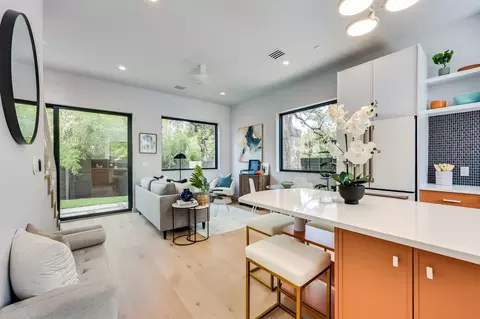 107 W Johanna St #C, Austin, TX 78704