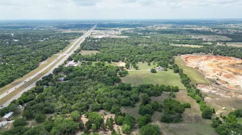 660 Us 290 Hwy E, Elgin, TX 78621