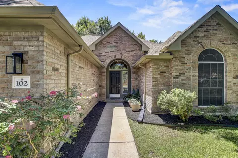 Exterior - 102 Trotter Dr, Georgetown, TX 78626 photo 2 of 10