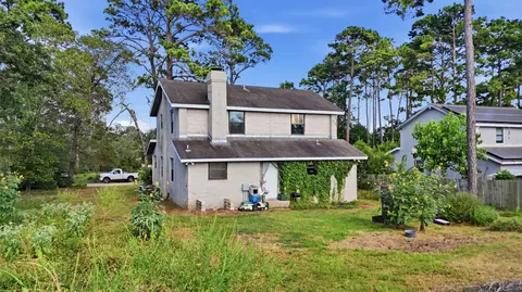 Exterior - 136 Pine Hill Loop #C, Bastrop, TX 78602 photo 4 of 5