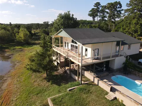 Undisclosed, Smithville, TX 78957