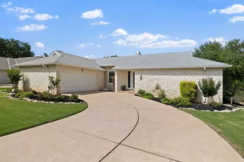 109 Double Eagle Dr #109, Austin, TX 78738
