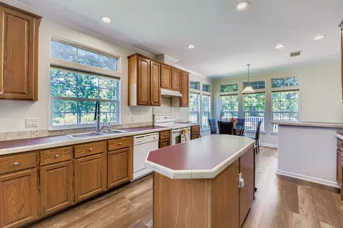 Kitchen - 260 Dickerson Ln, Elgin, TX 78621 photo 2 of 4