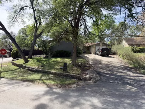 2 Acacia Dr, Wimberley, TX 78676