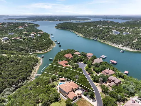 18505 Monet Pointe Dr, Jonestown, TX 78645
